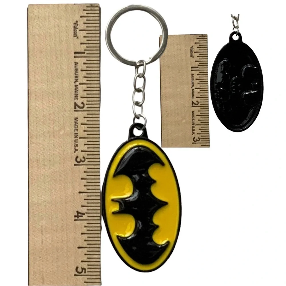 Batman Keychain DC Comics Split Key Ring Glossy Enameled Metal and Gift Pouch